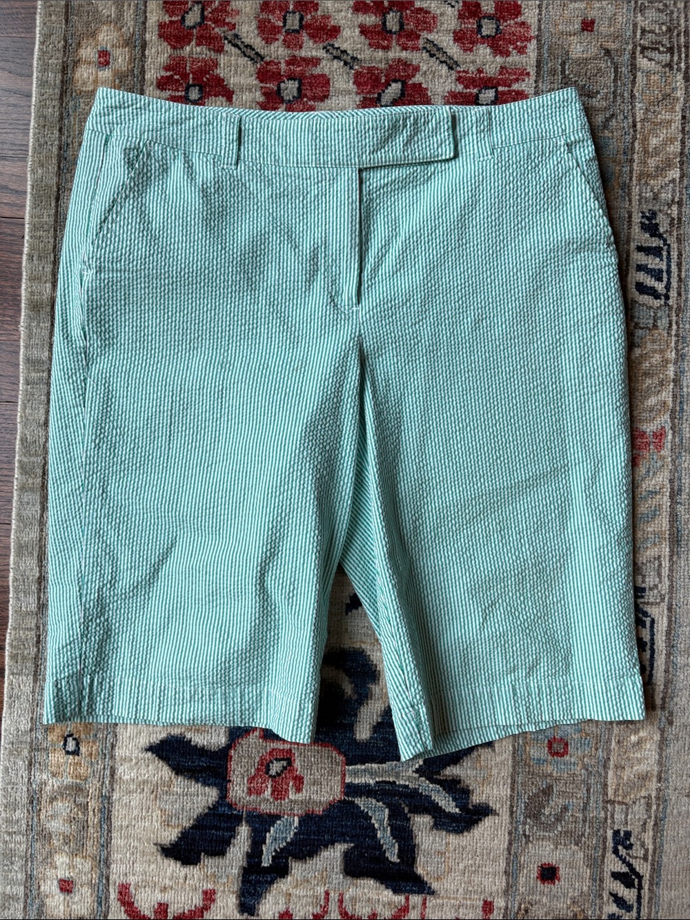 Talbots Classic Seersucker Women's Bermuda Shorts in Green & White Sz 14